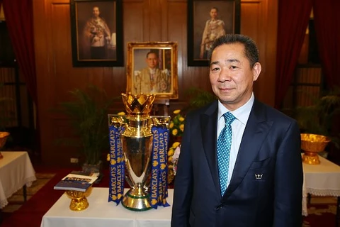 CĐV Leicester tiếc thương ông chủ - tỷ phú Thái Lan Vichai