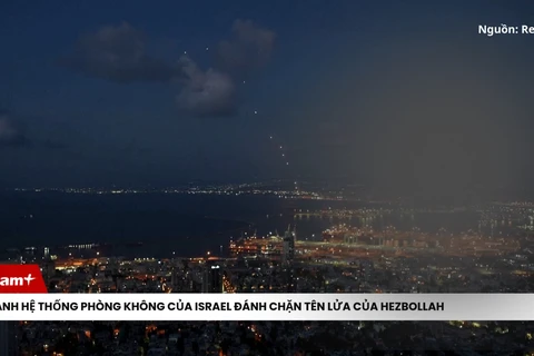 Video hệ thống phòng không của Israel đánh chặn tên lửa của Hezbollah