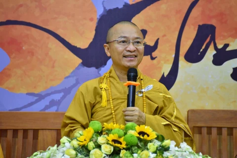 Thượng tọa Thích Nhật Từ, Phó Viện trưởng Học viện Phật giáo Việt Nam tại thành phố Hồ Chí Minh, cho rằng giải nghiệp bằng tiền là đại mê tín. (Ảnh: NVCC)