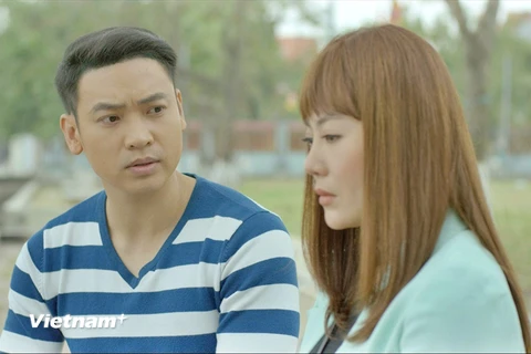 Ca sỹ Duy Khoa và diễn viên Thanh Hương trong phim truyền hình mới. (Ảnh: VFC)