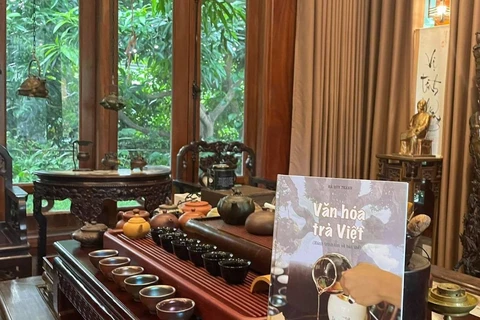 Tìm hiểu thêm về hành trình phát triển văn hóa trà Việt qua sách mới
