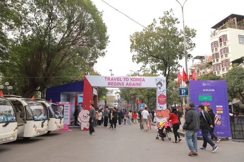 Dàn sao 'đổ bộ' Lễ hội Văn hóa và Du lịch Hàn Quốc-Việt Nam 2022