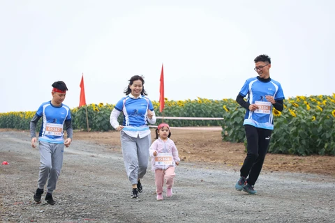 Giải chạy Run to the Sun 2023 là hoạt động nhân văn và ý nghĩa, kết nối cộng đồng người lao động Tập đoàn TH. (Ảnh: Tá Hiển/Vietnam+)