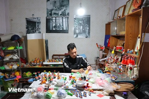 Nghề thủ công Hà Nội được định hướng tới 'ngành công nghiệp sáng tạo'