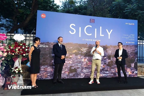 Khai mạc triển lãm ảnh giới thiệu vẻ đẹp của hòn đảo nổi tiếng Sicily 