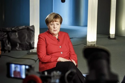 Thủ tướng Angela Merkel trên phim trường của 'Angela Merkel - Hơn cả bất ngờ.' (Ảnh: Văn phòng Báo chí và Thông tin, Chính phủ Liên bang Đức)