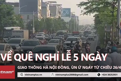 Giao thông Hà Nội trước nghỉ lễ: Đông, ùn ứ nhiều mức độ ở bến xe và cửa ngõ