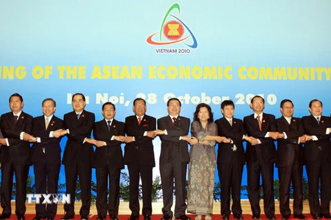 Nâng cao vị thế của Việt Nam trong cộng đồng kinh tế ASEAN 