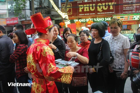 Vàng Rồng Thăng Long và SJC cùng quay đầu giảm giá