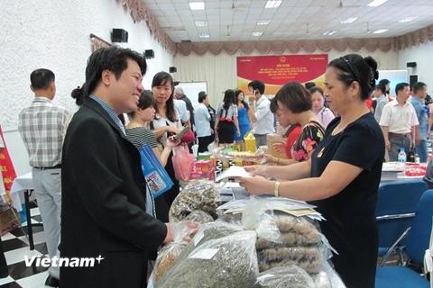 Chương trình kết nối cung-cầu hàng hóa tại Trung tâm Hội chợ Triển lãm Giáng Võ, Hà Nội (Ảnh: Đức Duy/Vietnam+)