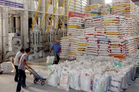 Gạo tiếp tục là mặt hàng xuất khẩu chủ lực của Việt Nam (Ảnh: TTXVN)
