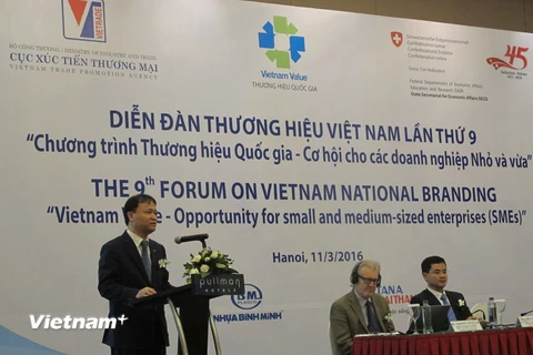 Thứ trưởng Đỗ Thắng Hải đang phát biểu tại Diễn đãn Thương hiệu quốc gia lần thứ 9. (Ảnh: Đức Duy/Vietnam+)
