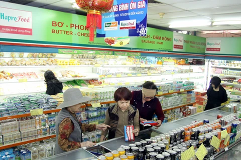 Chuỗi siêu thị của Tổng công ty Thương mại Hà Nội. (Ảnh: TTXVN