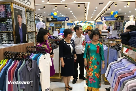 Vinatex chính thức khai trương Trung tâm Thời trang Vinatex tại 25 Bà Triệu, quận Hoàn Kiếm, Hà Nội. (Ảnh: Đức Duy/Vietnam+)