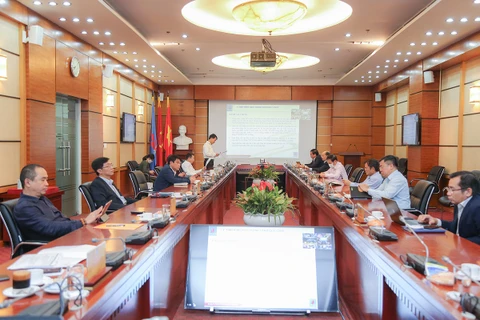 Ban lãnh đạo PVN họp bàn các giải pháp để thực hiện các mục tiêu sản xuất-kinh doanh. (Ảnh: PV/Vietnam+)
