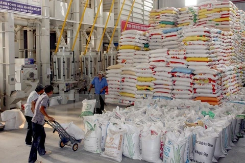 Hạn ngạch xuất khẩu đối với mặt hàng gạo trong tháng Tư là 400.000 tấn. (Ảnh: TTXVN)