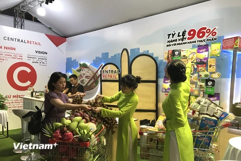 Tỷ lệ hàng Việt đối với ngành hàng thực phẩm tại Central Retail lên tới 96%. (Ảnh: Vietnam+)
