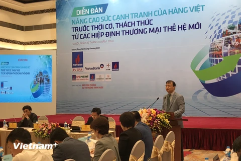 Thứ trưởng Bộ Công Thương Đỗ Thắng Hải phát biểu tại Diễn đàn Nâng cao sức cạnh tranh của hàng Việt. (Ảnh: Vietnam+)