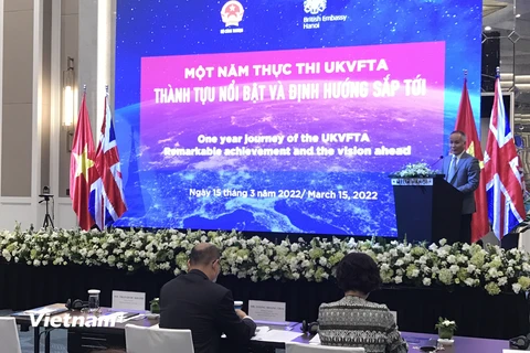 Thứ trưởng Trần Quốc Khánh phát biểu tại Hội nghị năm đầu tiên thực thi hiệp định UKVFTA. (Ảnh: Đức Duy/Vietnam+)