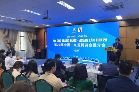 Lãnh đạo Cục Xúc tiến thương mại cho biết CAEXPO cơ hội tăng cường xuất khẩu hàng Việt Nam sang Trung Quốc và các nước ASEAN. (Ảnh: Đức Duy/Vietnam+)