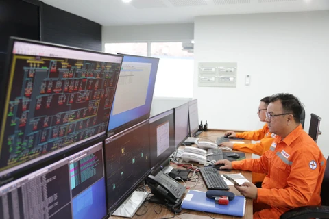 EVN sẵn sàng vận hành hệ thống điện an toàn, ổn định trong kỳ nghỉ Tết Nguyên đán Giáp Thìn 2024. (Ảnh: PV/Vietnam+)