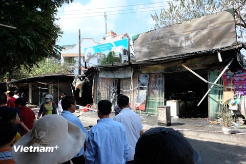 Hà Nội: Cháy lớn giữa đêm, 1 người tử vong và 4 người bị thương 