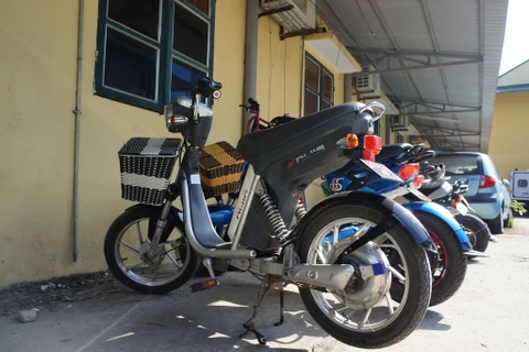 Chập ắc quy xe đạp điện chút nữa đoạt mạng 2 cha con (Ảnh minh họa: Minh Sơn/Vietnam+)