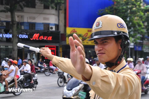 Trong 4 ngày ra quân lập lại trật tự đô thị, Phòng cảnh sát giao thông Hà Nội xử phạt hơn 6.600 tài xế. (Ảnh minh họa: Võ Phương/Vietnam+)
