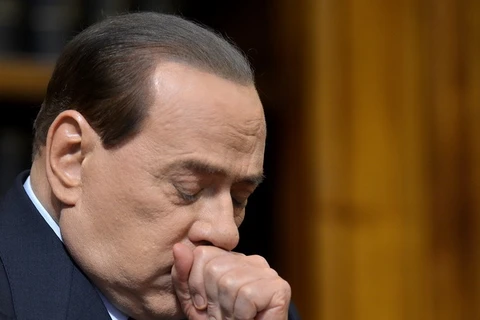 Cựu Thủ tướng Berlusconi từ bỏ danh hiệu "Hiệp sỹ" 
