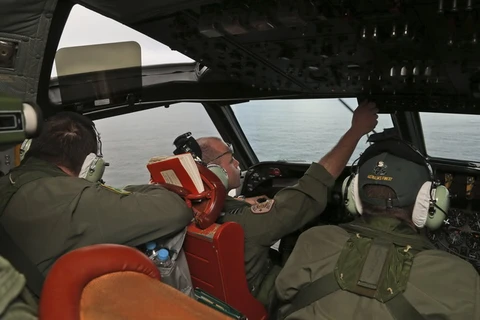 Máy bay của Không lực Hoàng gia Australia tham gia chiến dịch tìm kiếm máy bay MH370 ngày 22/3. (Nguồn: AFP/TTXVN)