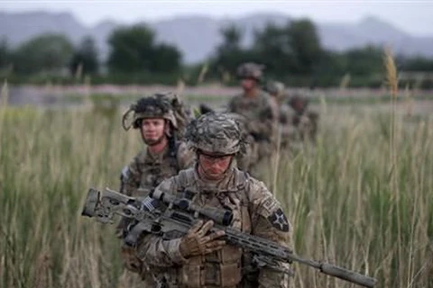 Nhà Trắng để lại gần 10.000 quân tại Afghanistan