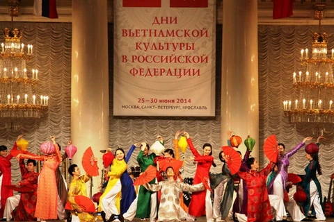  Tưng bừng "Những ngày văn hóa Việt Nam tại Nga"