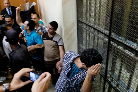 Hơn 200 năm tù giam cho 9 đối tượng tấn công tình dục ở Ai Cập