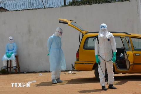 Bắt đầu tiêm thử nghiệm vắcxin phòng Ebola tại Sierra Leone