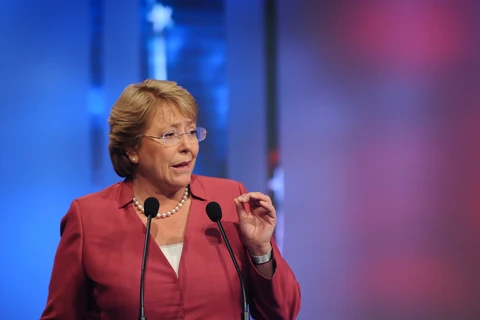  Tổng thống Chile Bachelet đề nghị tất cả các bộ trưởng từ chức