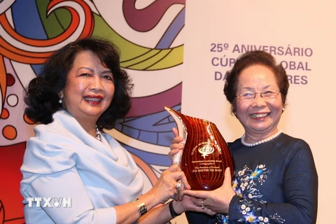 Bà Nguyễn Thị Doan nhận giải thưởng Lãnh đạo nhà nước toàn cầu