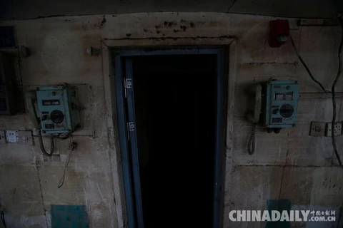 [Photo] Ám ảnh đồ vật còn sót lại trên con tàu chìm ở sông Dương Tử