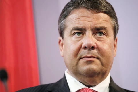 Bộ trưởng Kinh tế Sigmar Gabriel đưa ra đề xuất về siết chặt quy định xuất khẩu vũ khí. (Nguồn: sigmalive.com)