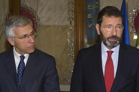Phó Thị trưởng Rome Luigi Nieri (trái) và Thị trưởng Marino. (Nguồn: ANSA)