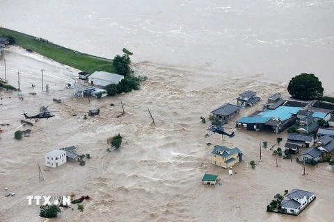 Cảnh ngập lụt sau những trận mưa lớn tại Joso, tỉnh Ibaraki ngày 10/9. (Nguồn: AFP/TTXVN)