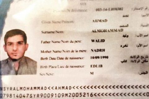 Hộ chiếu giả mang tên Almohammad được tìm thấy tại hiện trường vụ đánh bom. (Nguồn: EPS)