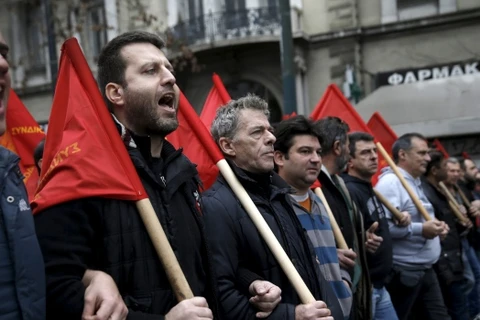 Tham gia hoạt động phản đối này có cả các luật sư, bác sỹ, tài xế taxi, công nhân và nông dân trên khắp Hy Lạp. (Nguồn: Reuters)