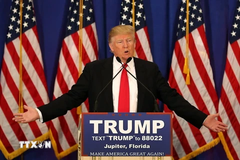Ứng cử viên Donald Trump phát biểu tại cuộc họp báo ở Jupiter, bang Florida ngày 8/3. (Nguồn: AFP/TTXVN)