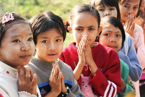 Những đứa trẻ ở Myanmar. (Nguồn: newsx.com)