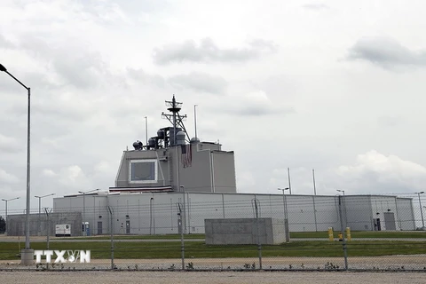Hệ thống phòng thủ tên lửa Aegis Ashore ở căn cứ Deveselu, Romania ngày 12/5. (Nguồn: EPA/TTXVN)