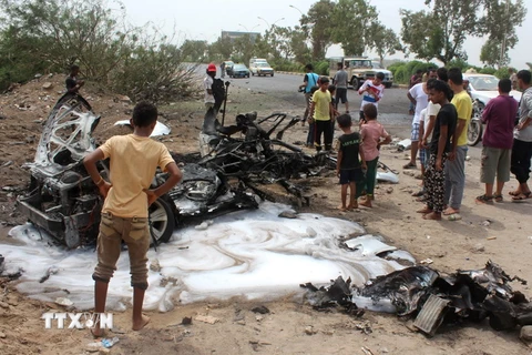 Hiện trường một vụ đánh bom ở Yemen. (Nguồn: AFP/TTXVN)