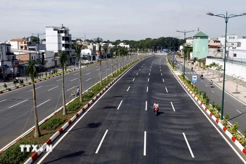 Tuyến đường Tân Sơn Nhất - Bình Lợi - Vành đai ngoài (Thành phố Hồ Chí Minh) do Tập đoàn GS Engineering & Construction (GS E&C) của Hàn Quốc làm chủ đầu tư. (Ảnh: Mạnh Linh/TTXVN)