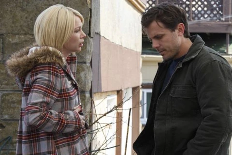 Michelle Williams và Casey Affleck trong 'Manchester by the Sea.' (Nguồn: AP)