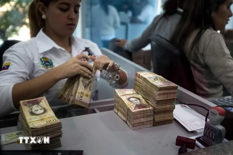 Venezuela: Nhiều đối tượng kích động bạo lực trong thời gian đổi tiền
