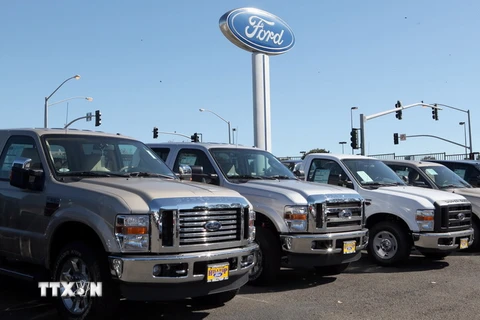 Xe tải hiệu Ford được bày bán tại Hilltop Ford ở Richmond, California. (Nguồn: AFP/TTXVN)